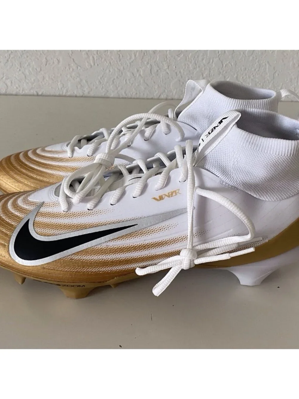 Men’s Sz 11.5 Nike Zoom Air Vapor Pro 1 Football Cleats FB3298-103 White Gold